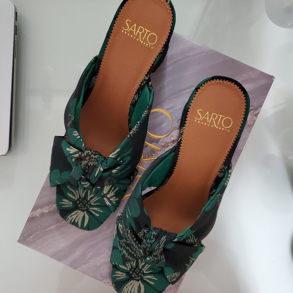 Franco Sarto A-Sala Green FB Sandals - Size US 8.5